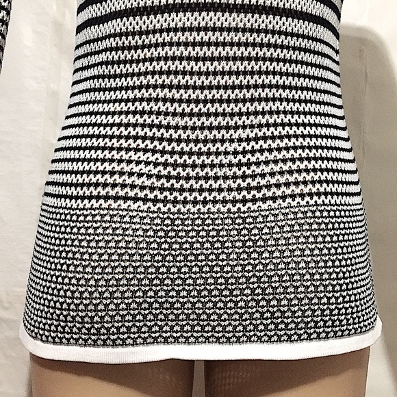 Rag & Bone Quinn Cold Shoulder Top - Picture 13 of 16